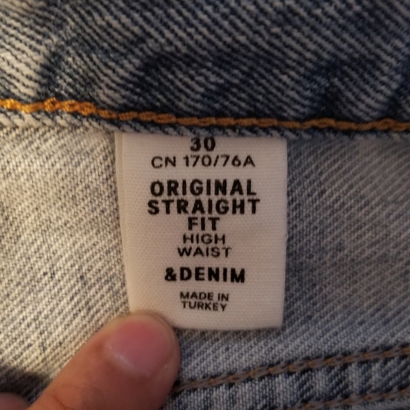 NWT H&M Original Strainght Fit Hogh Waist & Denim Size 30 Color Light Blue - Picture 9 of 10